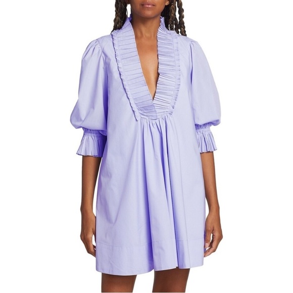 sovere Dresses & Skirts - Sovere Rapture Purple Shift V-neck Puff Sleeve Minidress